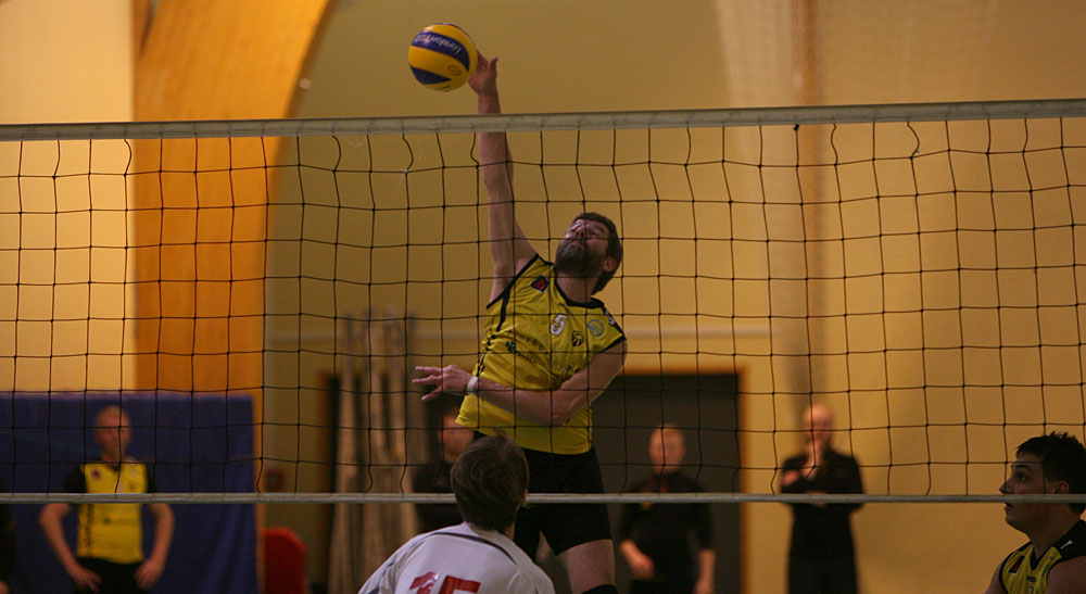 blak throttur hk okt13 kk 0013 web