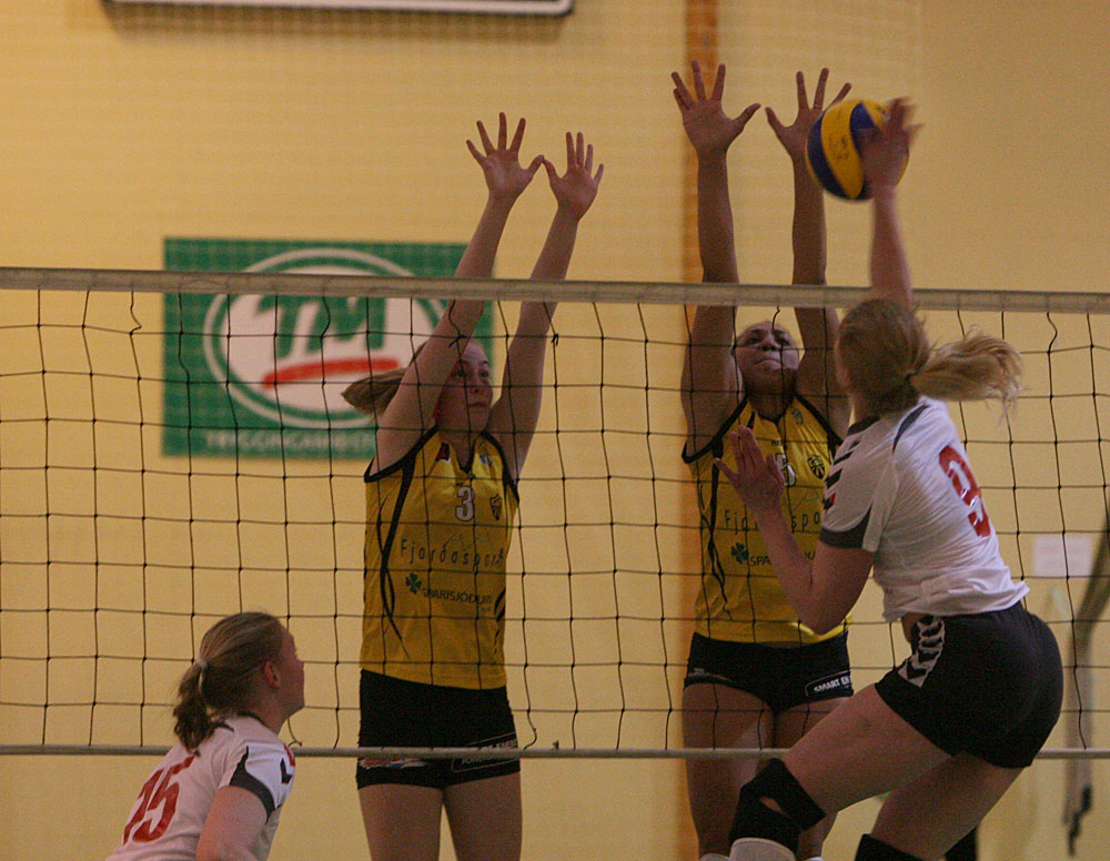 blak_throttur_hk_urslit_02042013_0027_web.jpg blak