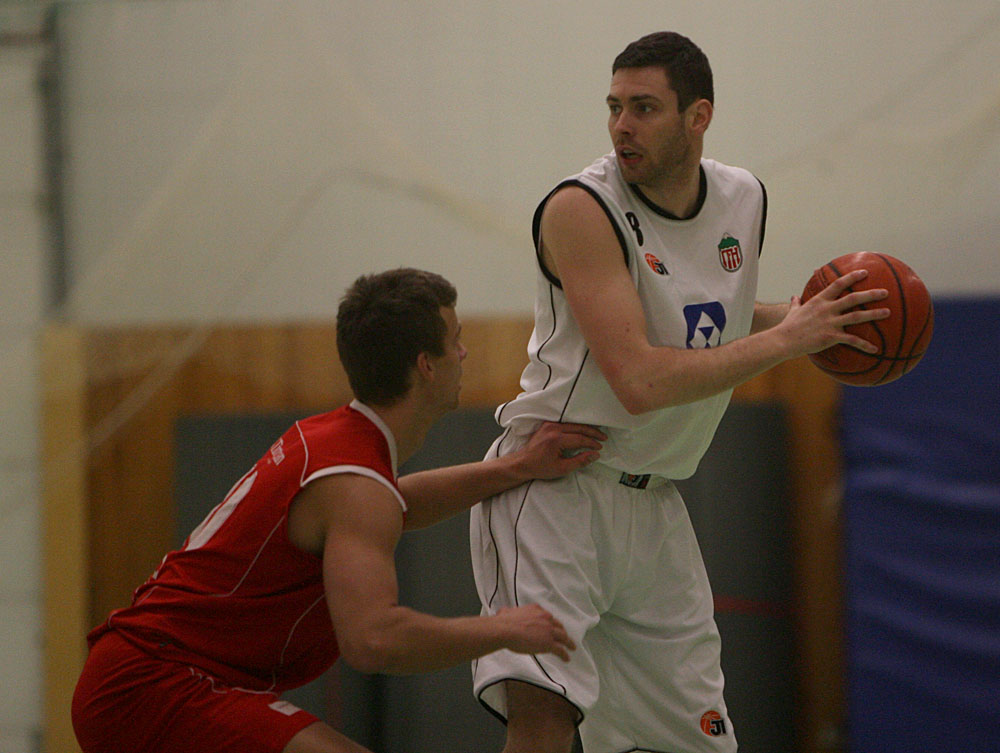 hottur_haukar_22032013_0003_web.jpg hottur_haukar_22032013.jpg