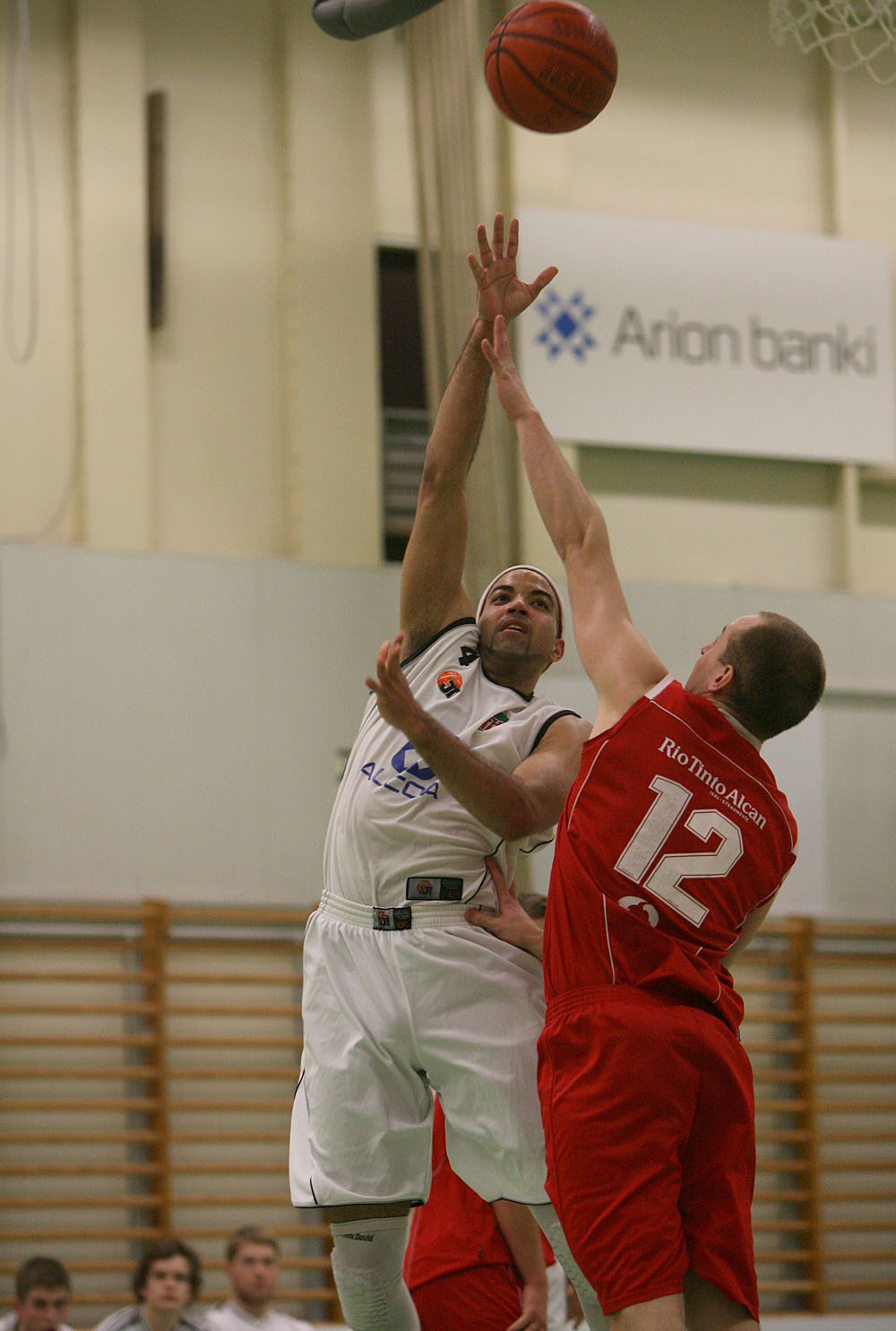 hottur_haukar_22032013_0014_web.jpg hottur_haukar_22032013.jpg