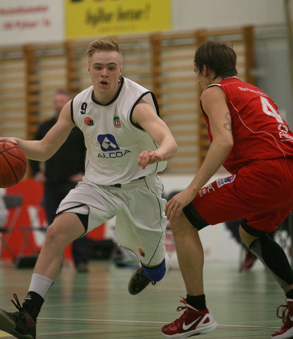 hottur_haukar_22032013_0037_web.jpg hottur_haukar_22032013.jpg