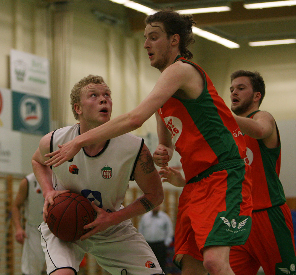 karfa hottur vaengir jupiters 0031 web