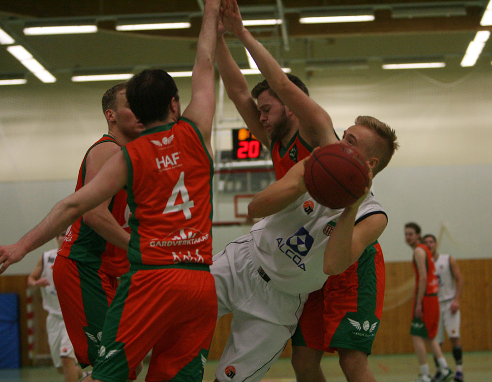 karfa hottur vaengir jupiters 0094 web