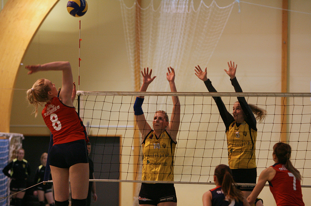 blak throttur afturelding 11042014 0041 web