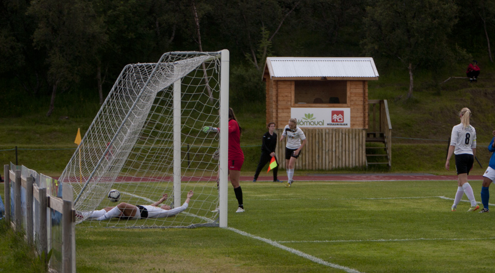 fotbolti hottur fram kvk juli14 0001 web