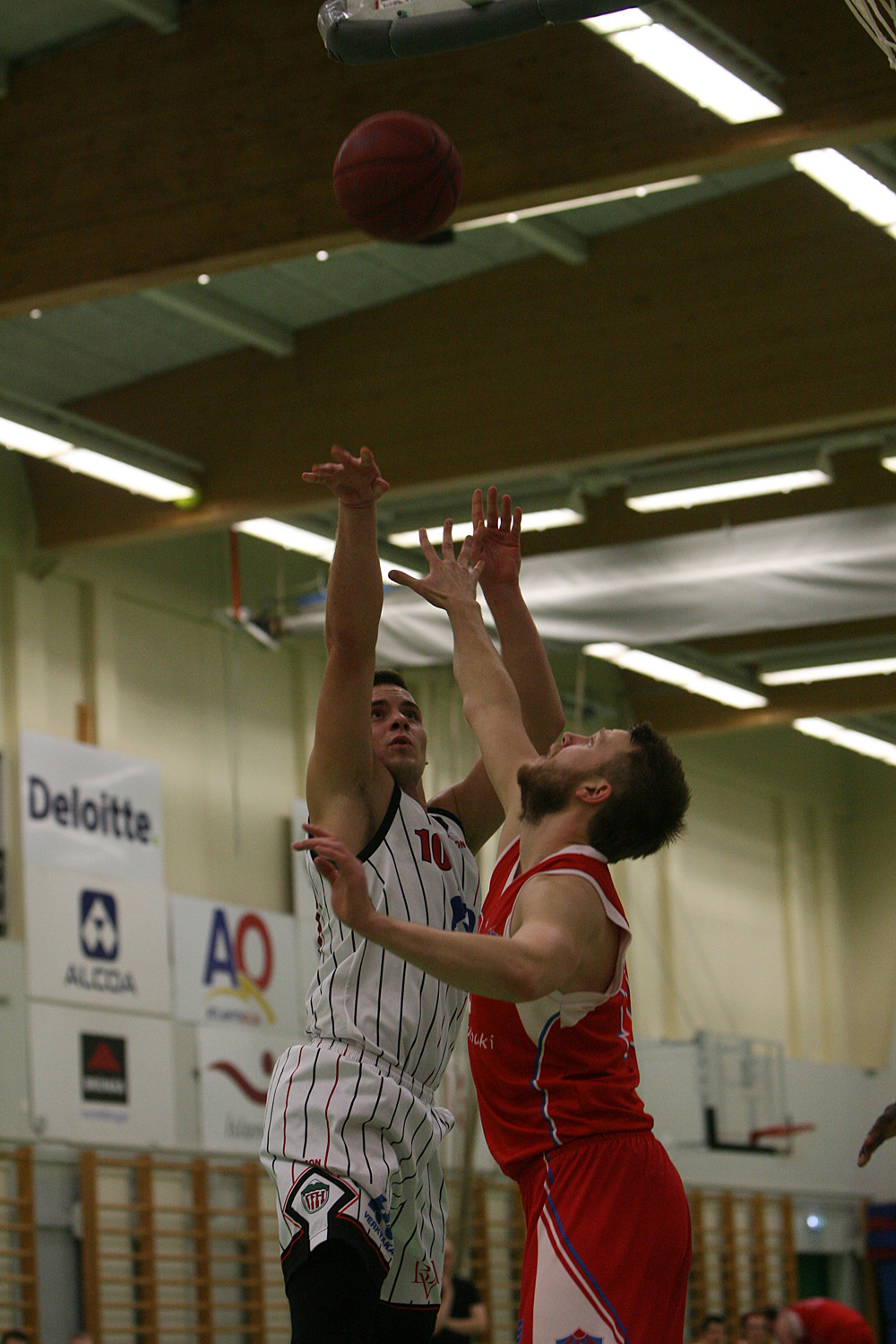 karfa hottur valur des14 0027 web