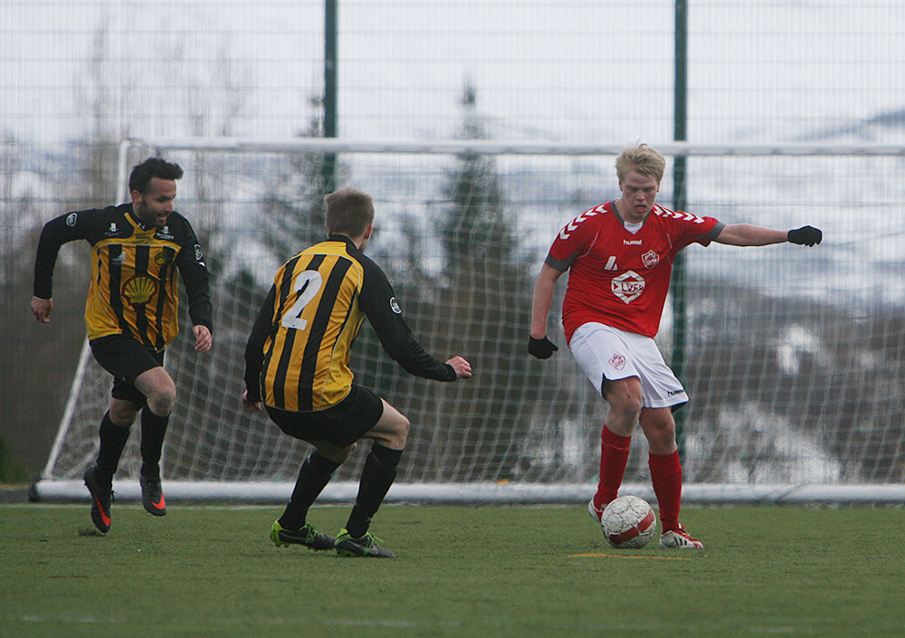 fotbolti leiknir huginn bikar 0009 web