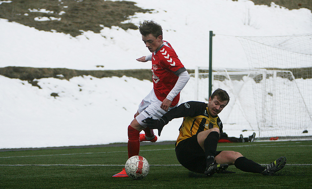 fotbolti leiknir huginn bikar 0020 web