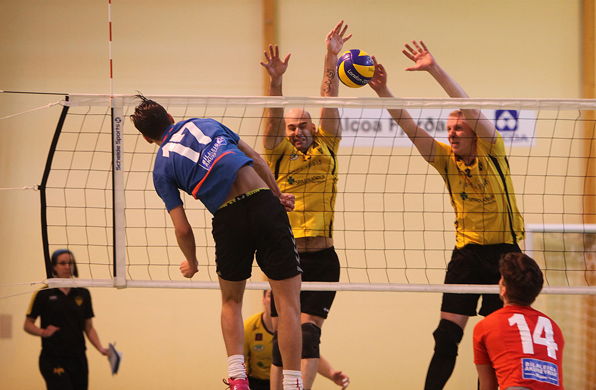 Blak Throttur Hk Kk April16 0021 Web