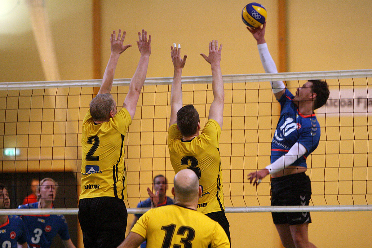 Blak Throttur Hk Kk April16 0049 Web