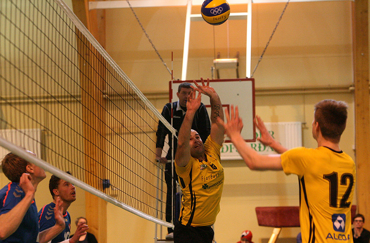 Blak Throttur Hk Kk April16 0065 Web