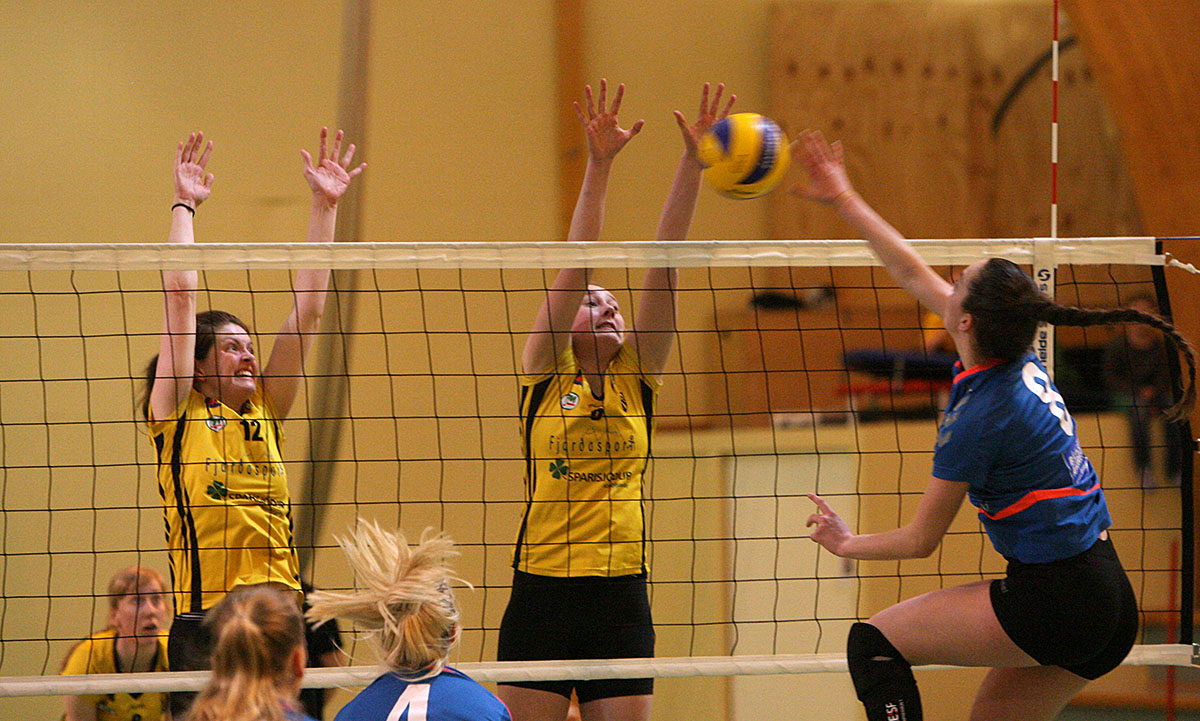 Blak Throttur Hk Kvk April16 0080 Web