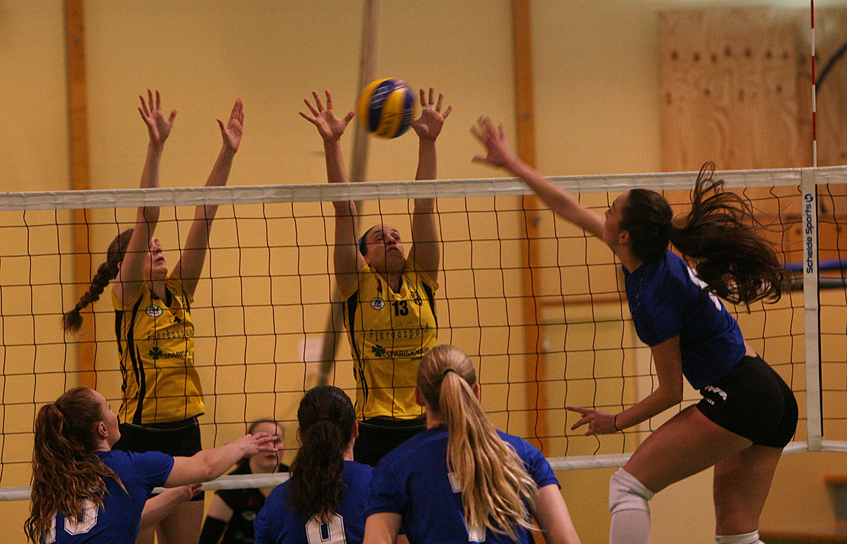 Blak Throttur Stjarnan Kvk 20161002 0021 Web