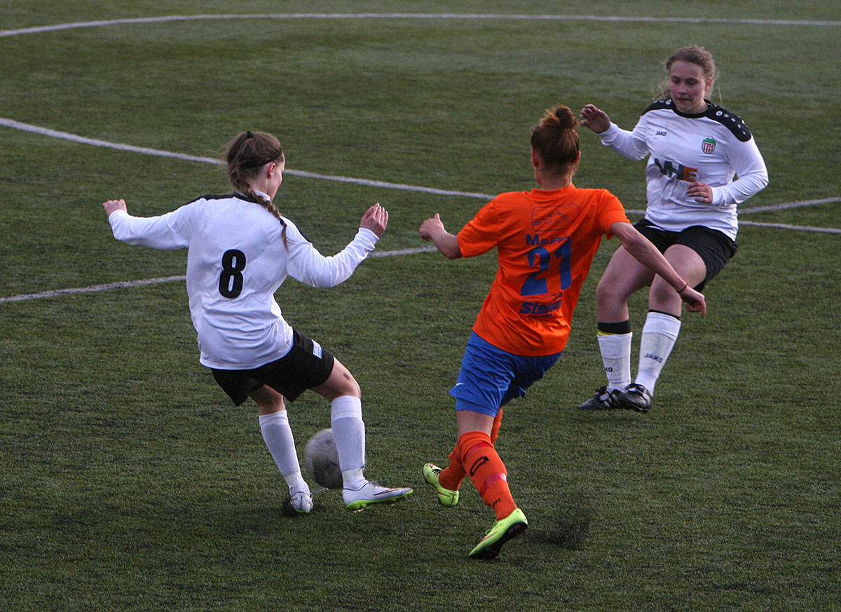 Fotbolti Hottur Einherji Kvk Mai16 0020 Web