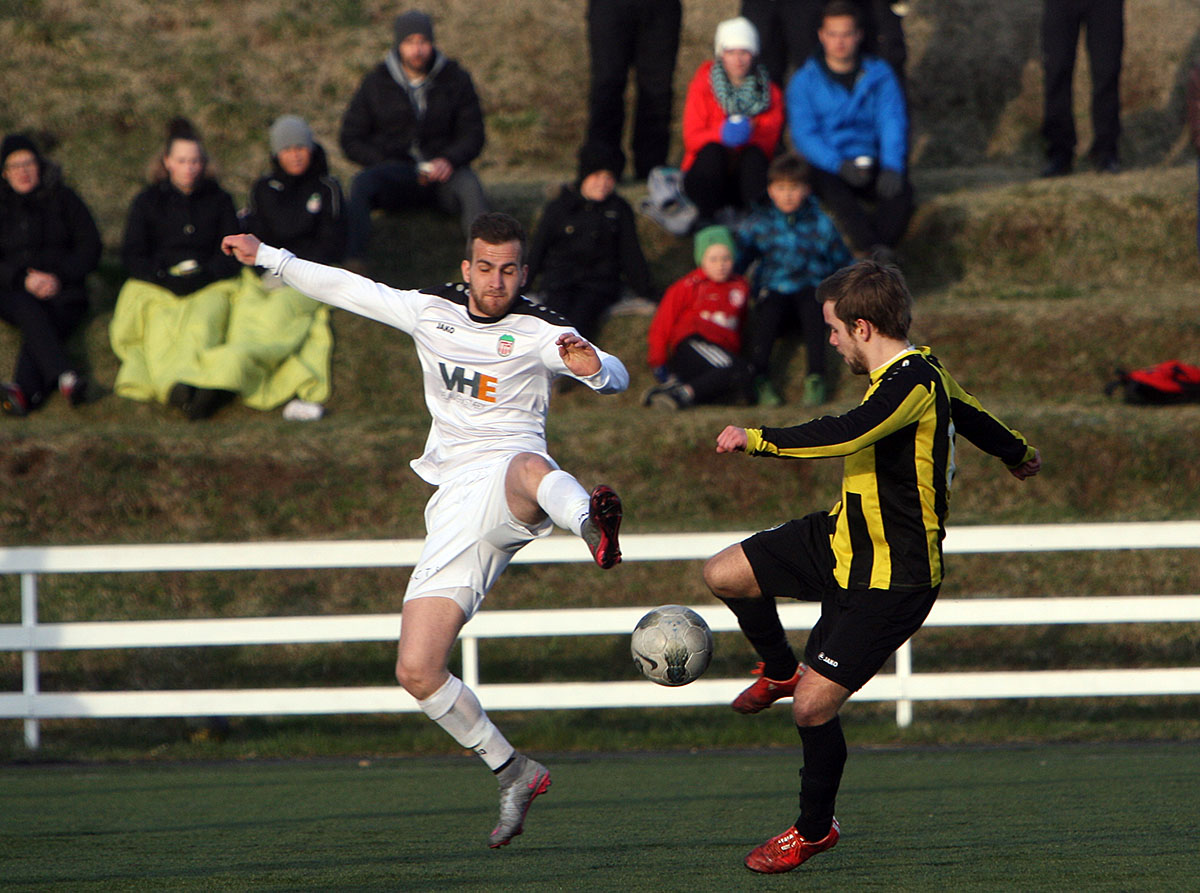 Fotbolti Hottur Huginn Mai16 0002 Web