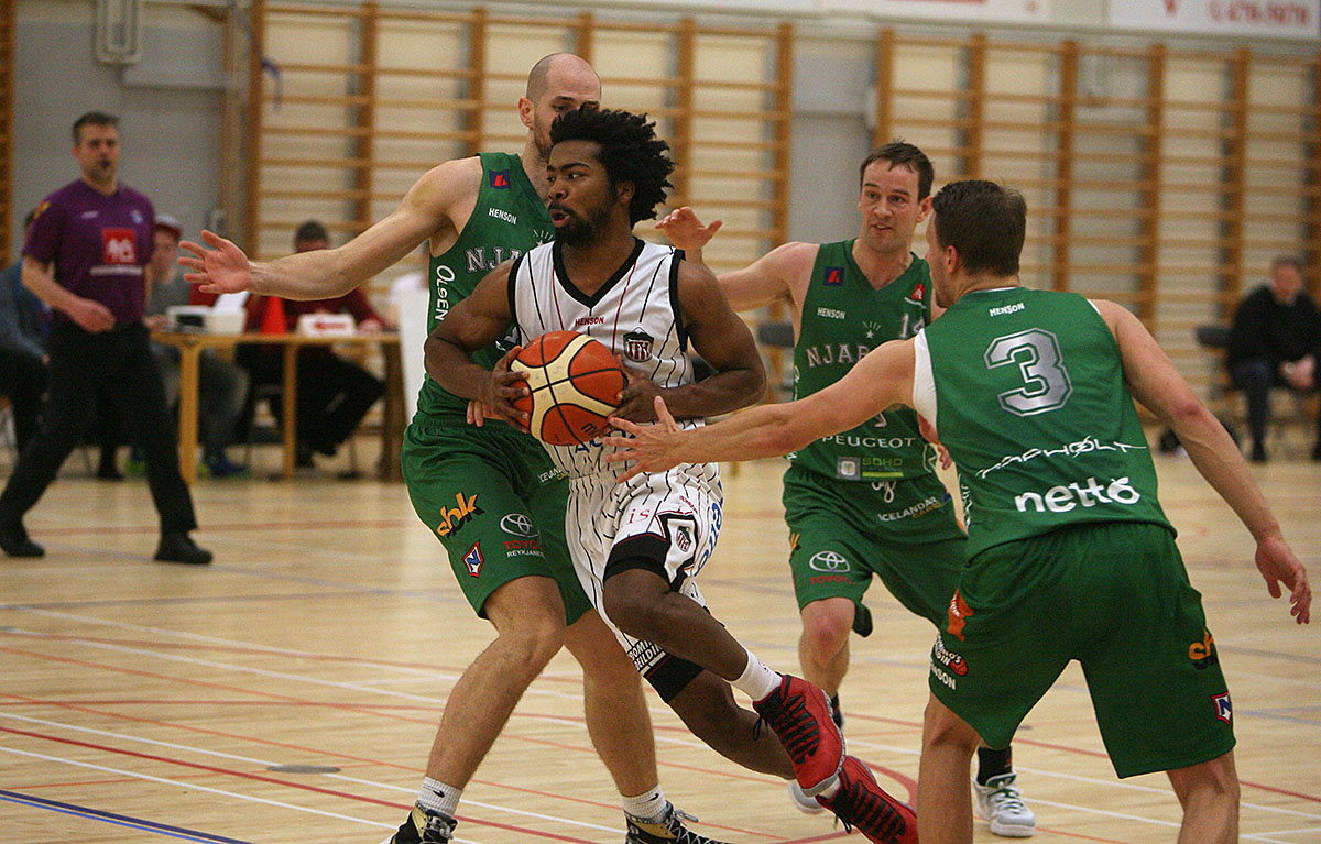 Karfa Hottur Njardvik Jan15 0261 Web