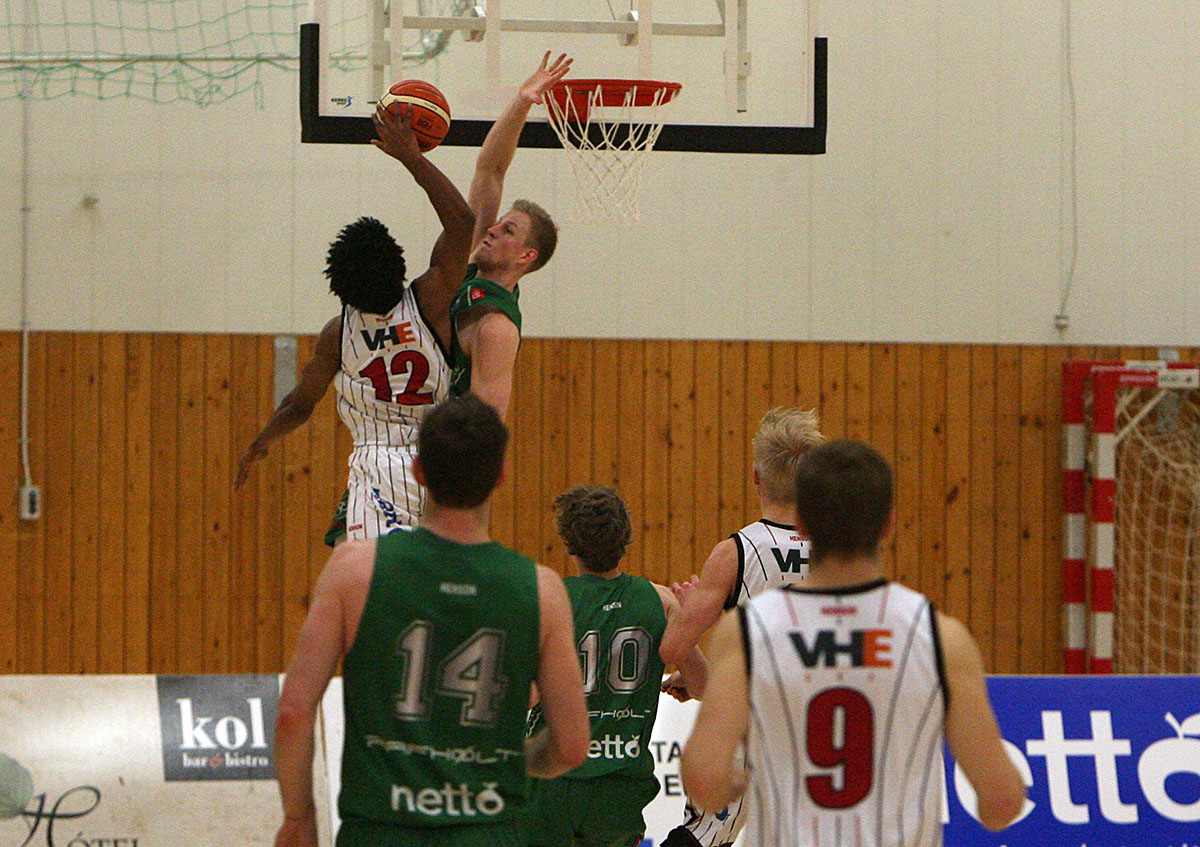 Karfa Hottur Njardvik Jan15 0302 Web