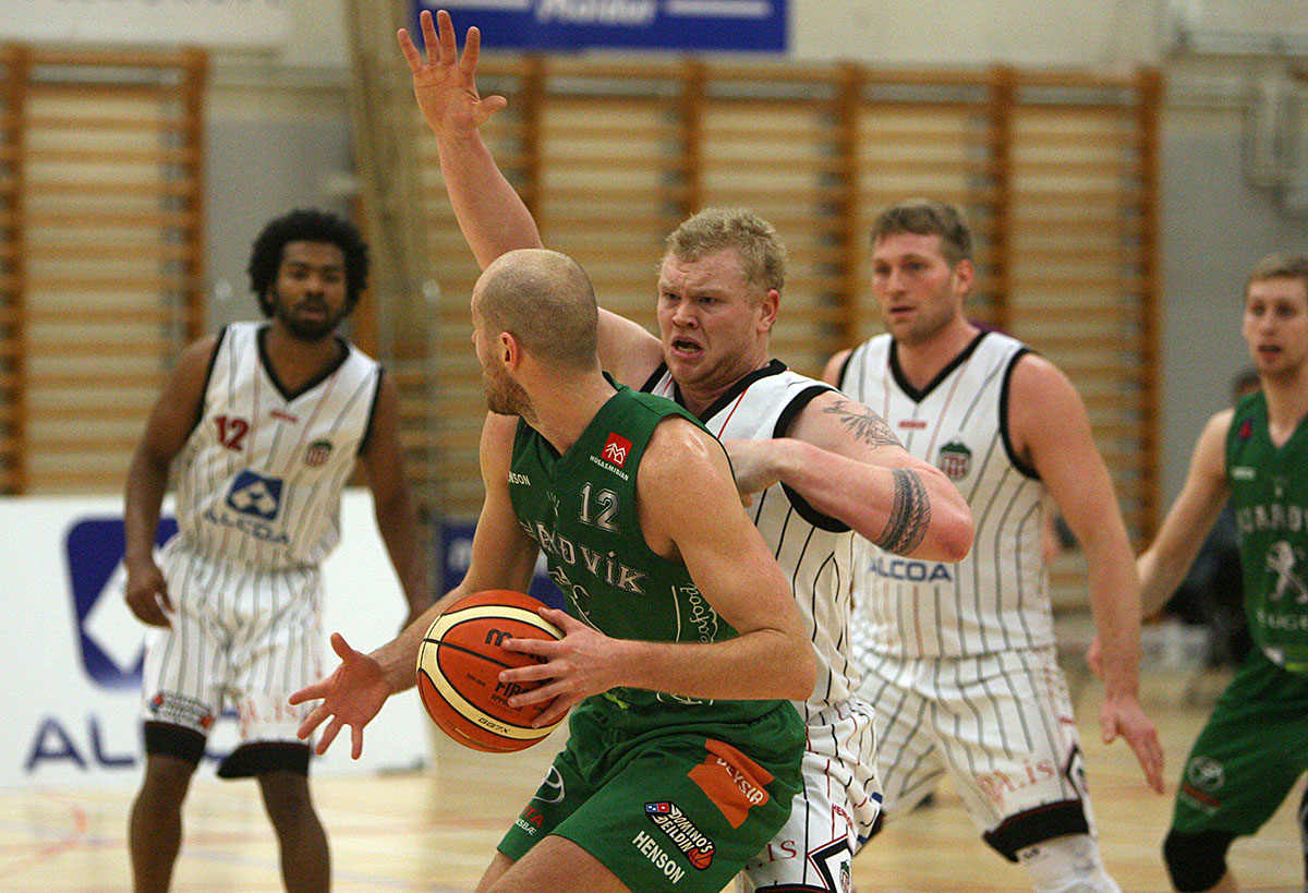 Karfa Hottur Njardvik Jan15 0362 Web