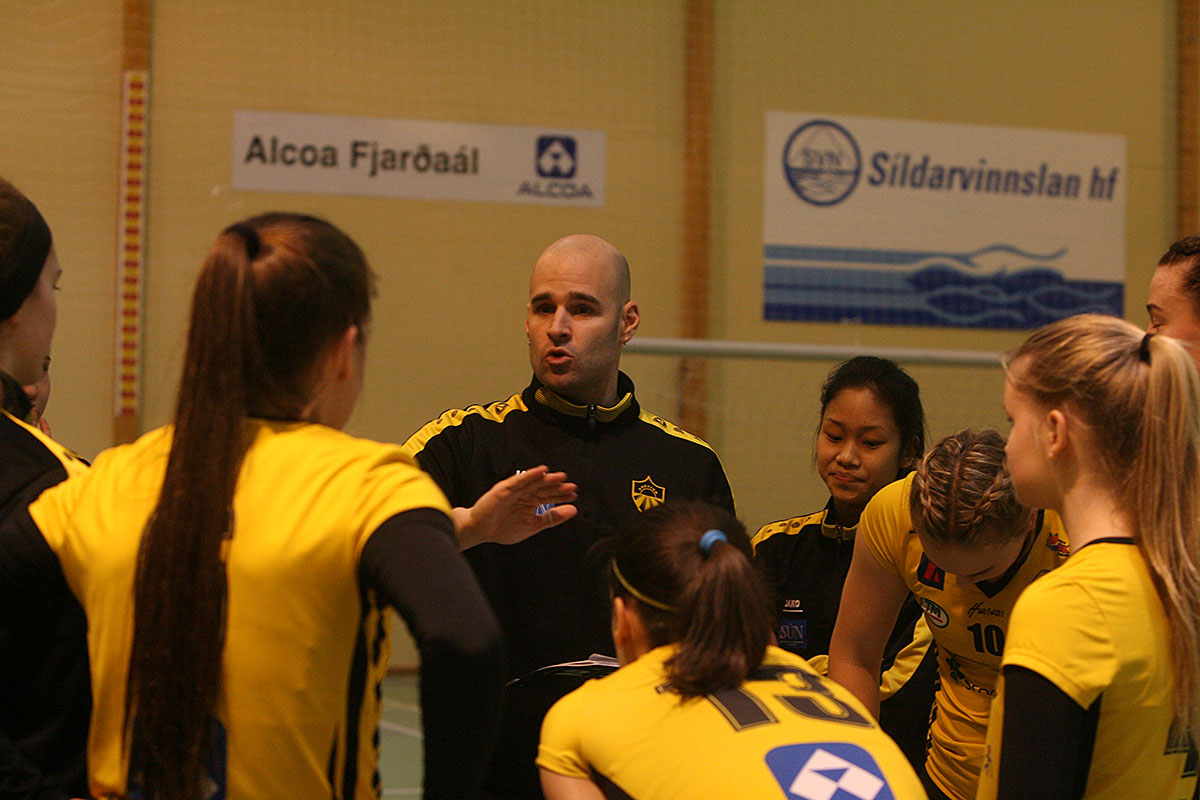 Blak Throttur Throtturr Des17 Kvk 0023 Web