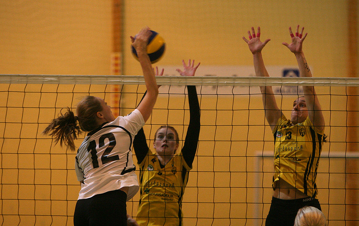 Blak Throttur Throtturr Des17 Kvk 0028 Web