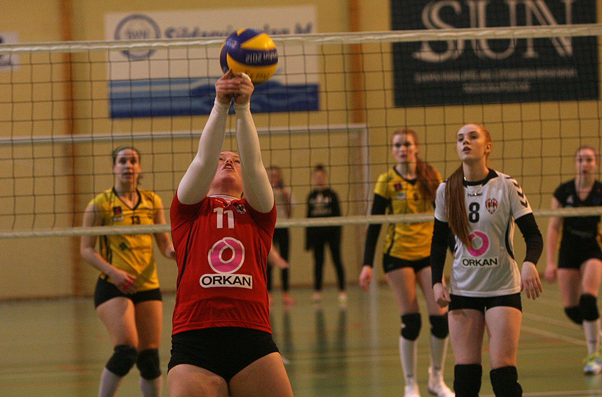 Blak Throttur Throtturr Des17 Kvk 0083 Web