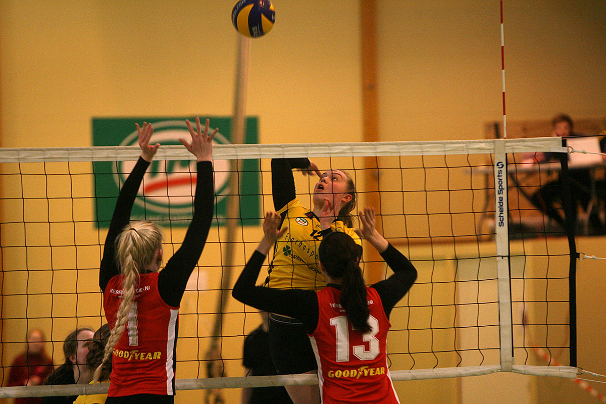 Blak Throttur Umfa Kvk Mars17 0030 Web