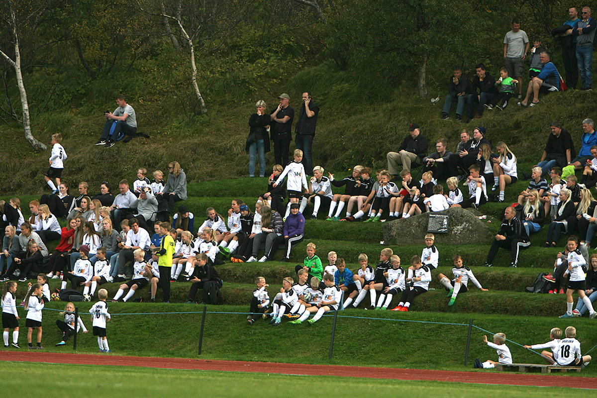 Fotbolti Hottur Kff Sept17 0009 Web