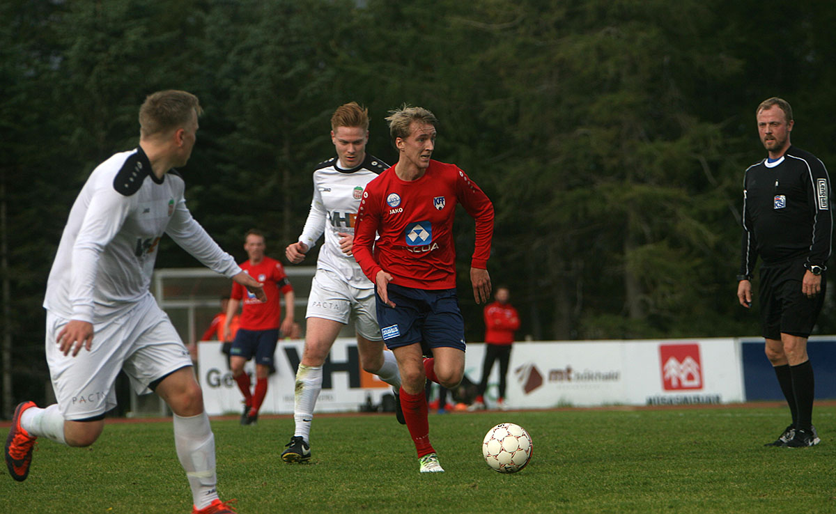 Fotbolti Hottur Kff Sept17 0047 Web