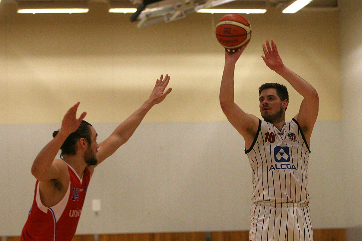 Karfa Hottur Valur Feb17 0020 Web