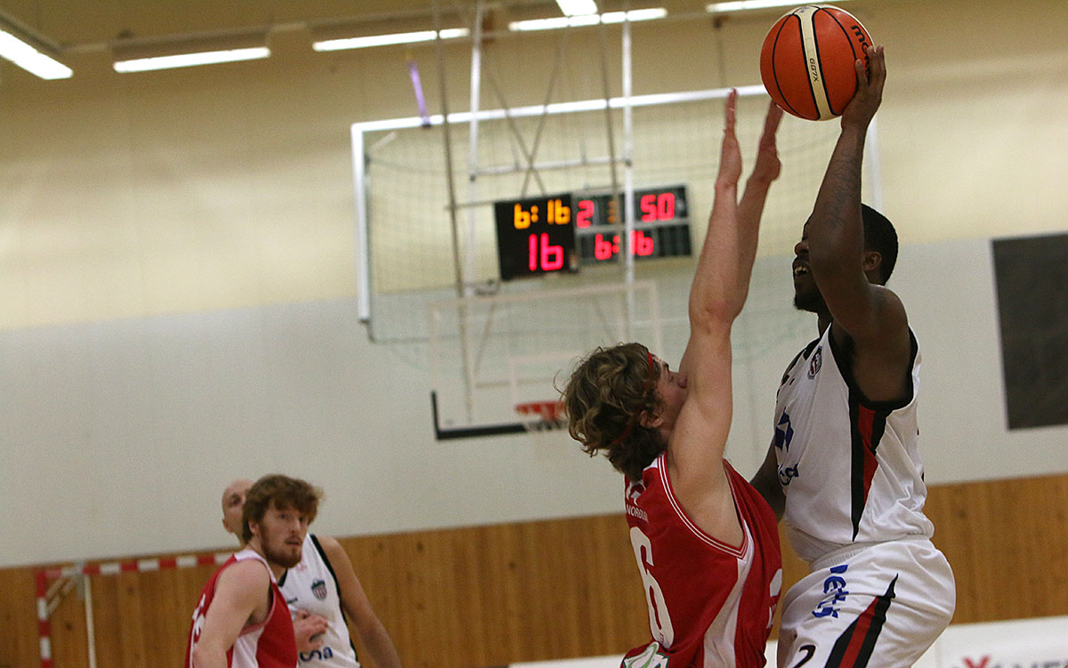 Karfa Hottur Valur Okt17 0029 Web