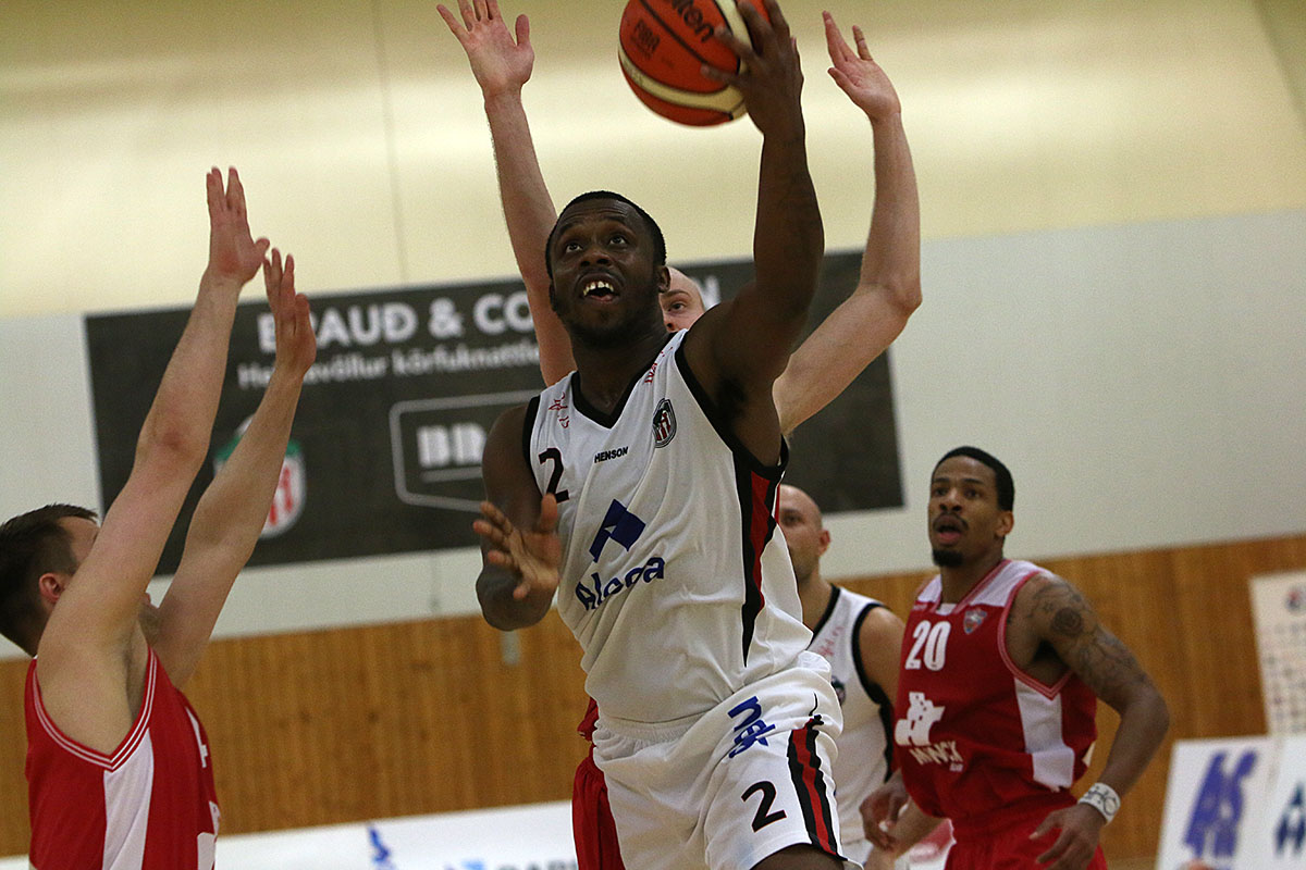 Karfa Hottur Valur Okt17 0048 Web