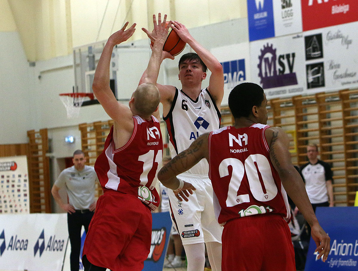 Karfa Hottur Valur Okt17 0149 Web