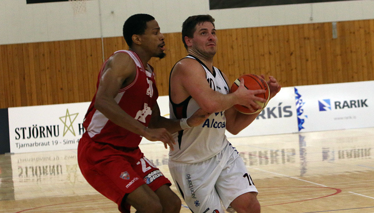 Karfa Hottur Valur Okt17 0152 Web