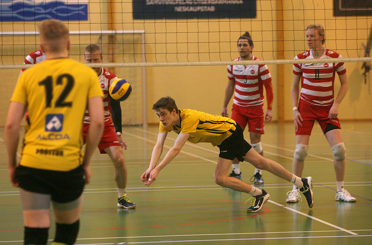 Blak Throttur Hk Kk Mars18 0020 Web