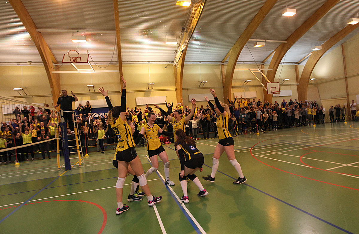 Blak Throttur Umfa Leikur2 April18 0095 Web