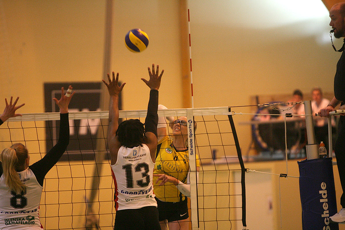 Blak Throttur Umfa Leikur1 April18 0057 Web