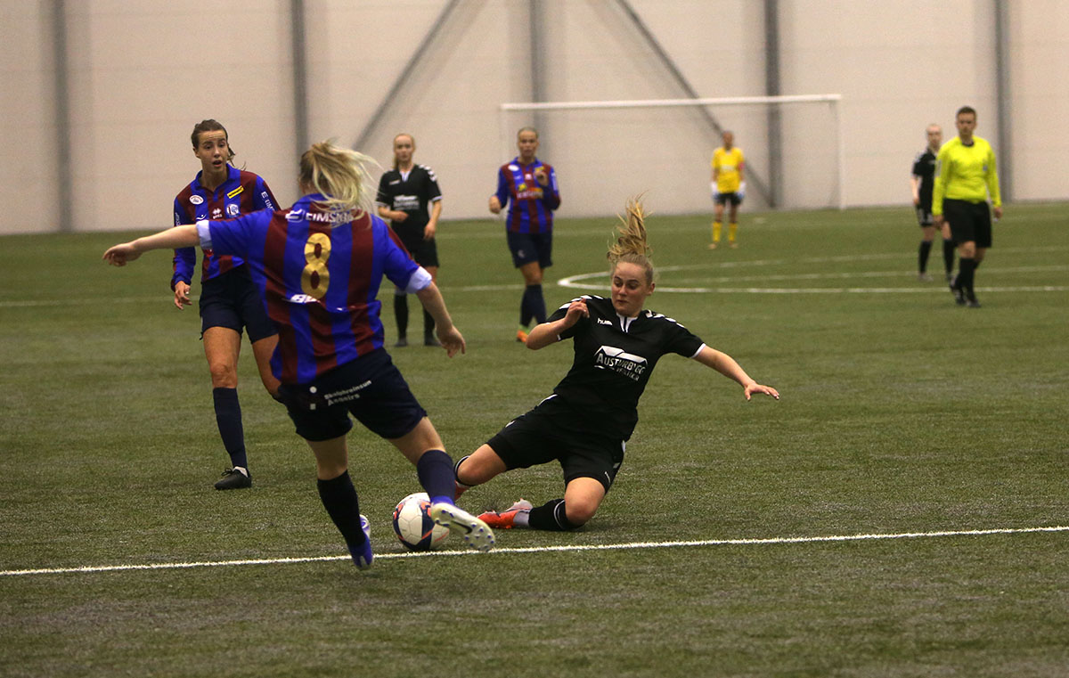 Fotbolti Fbyggd Hottur Leiknir Leiknirr Juni19 0020 Web