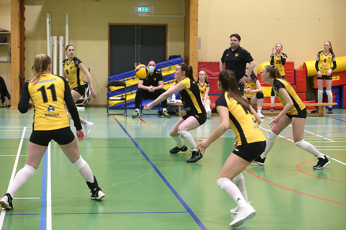 Blak Throtturn Ka April21 0210 Web