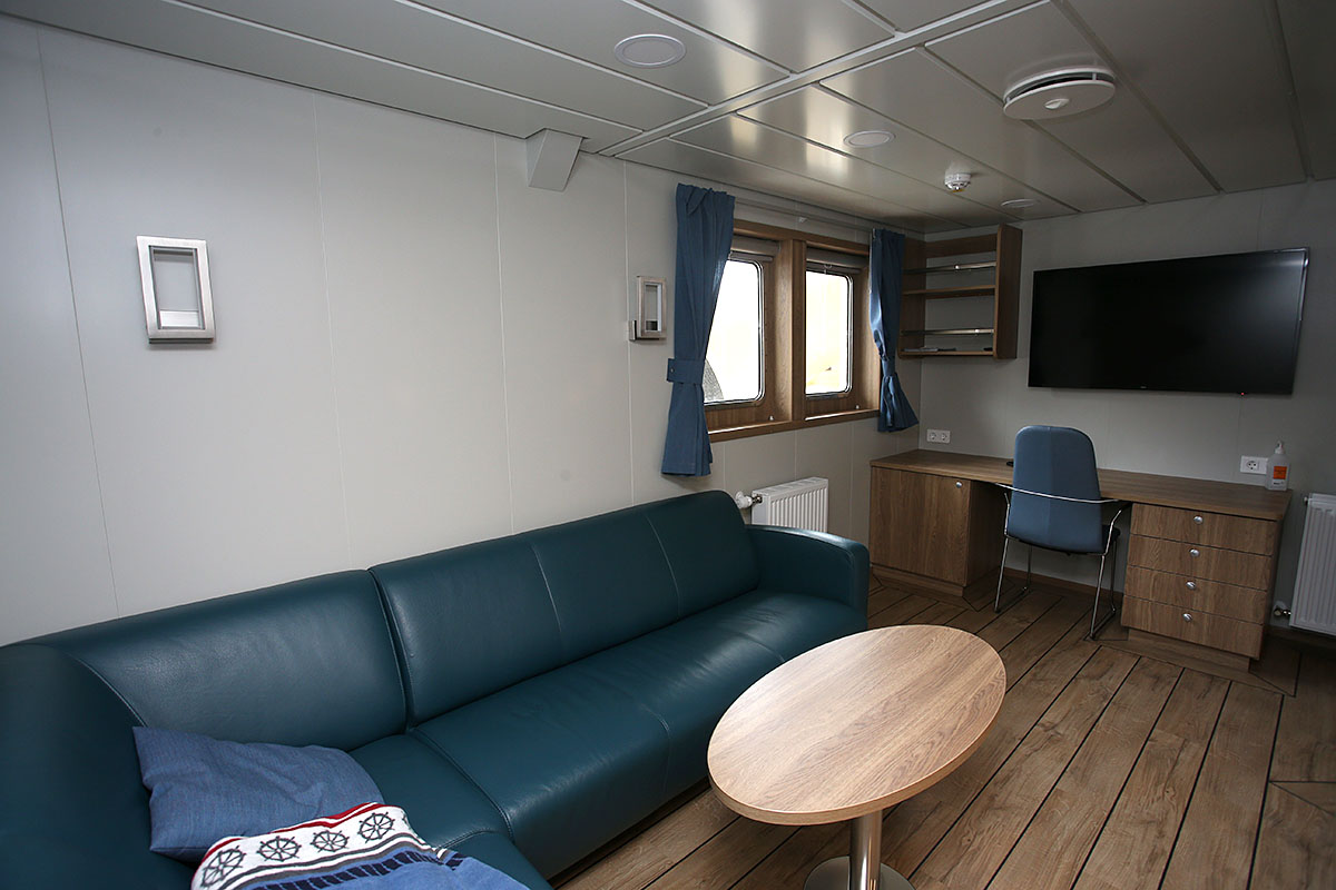 Borkur Nk Mottaka Juni21 0111 Web