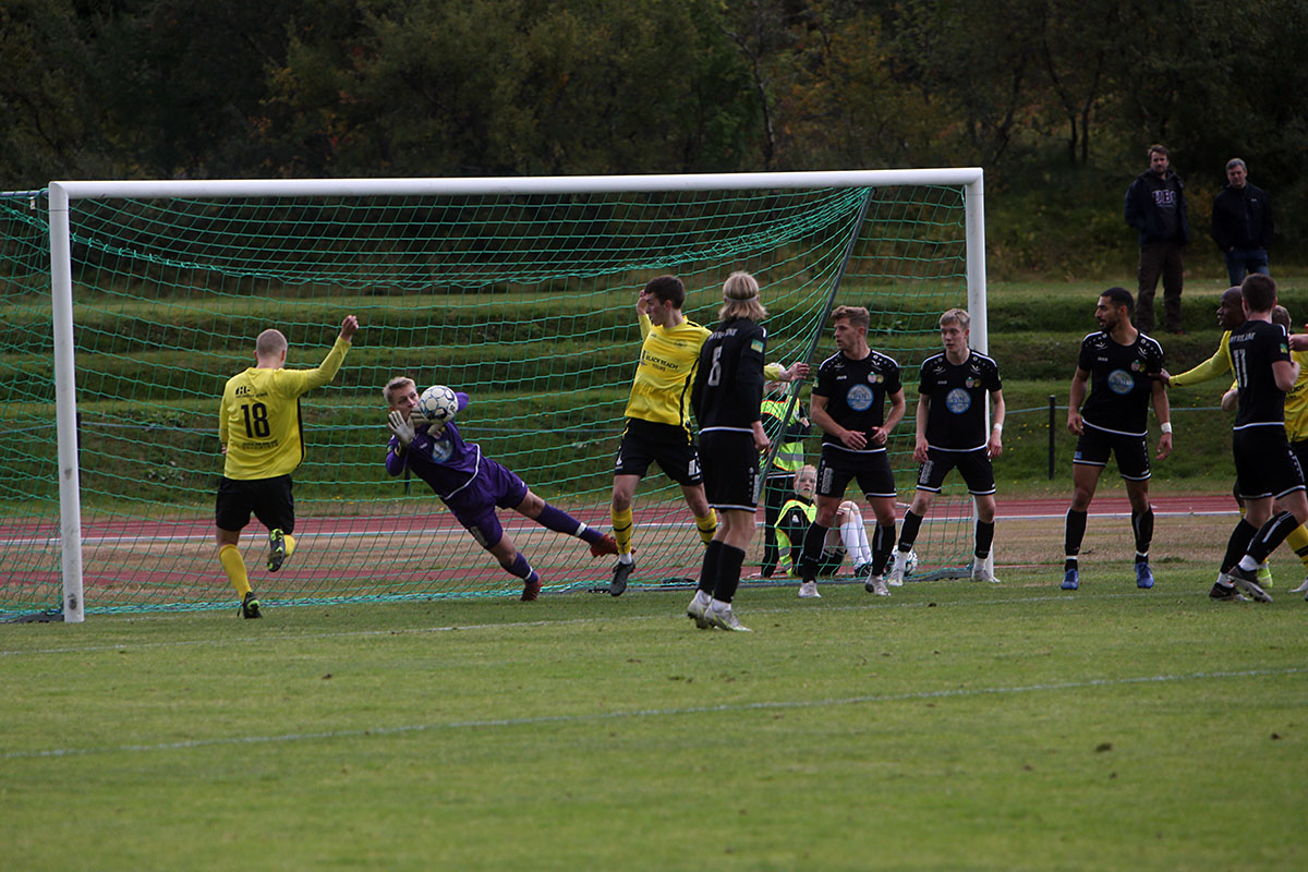 Fotbolti Hottur Aegir Sept21 0002 Web