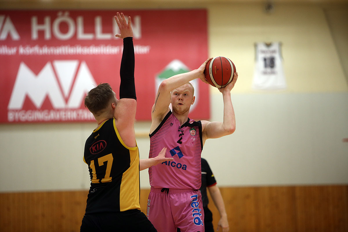 Karfa Hottur Ia Bleikir 0181 Web