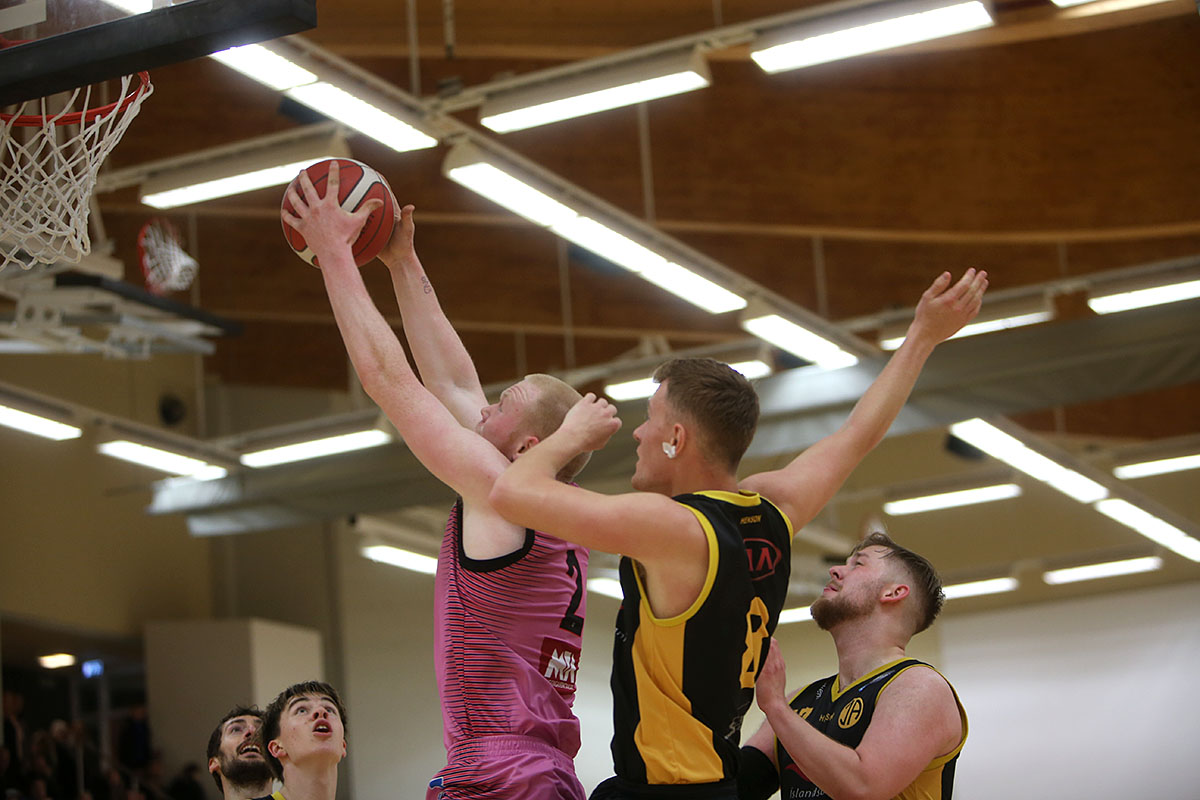 Karfa Hottur Ia Bleikir 0189 Web