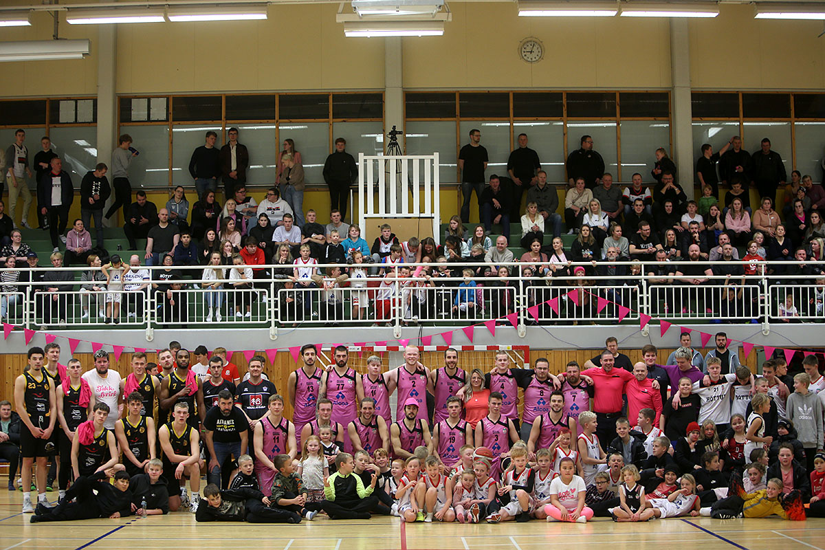 Karfa Hottur Ia Bleikir 0235 Web