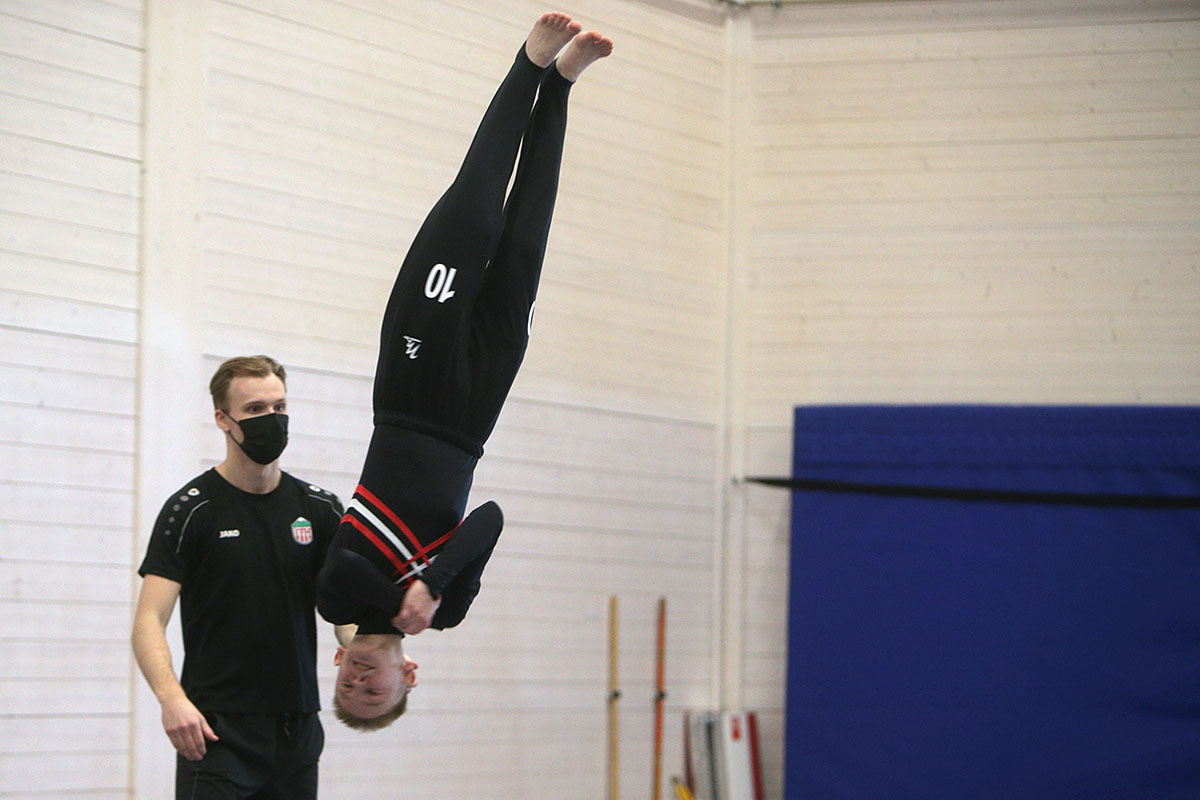 Hottur Fimleikalid Feb22 0214 Web