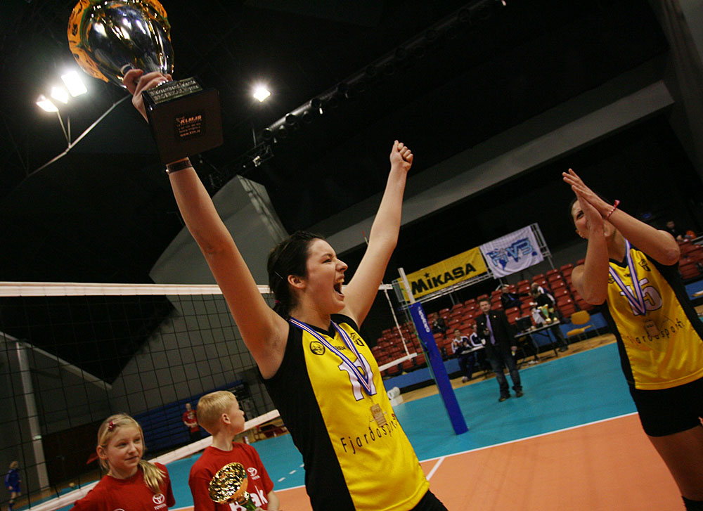 jona gudlaug vigfusdottir blak bikarmeistari08